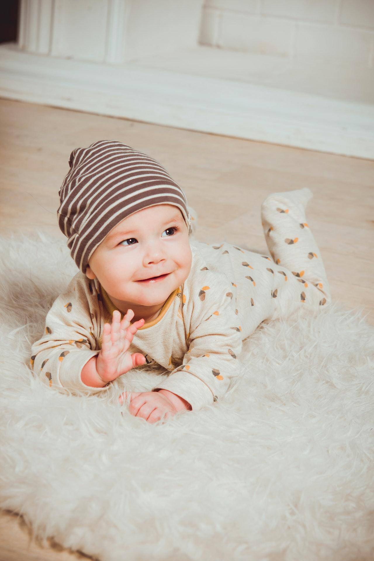 Best Rugs for Babies to Crawl on [Soft & Safe Nursery Rugs]